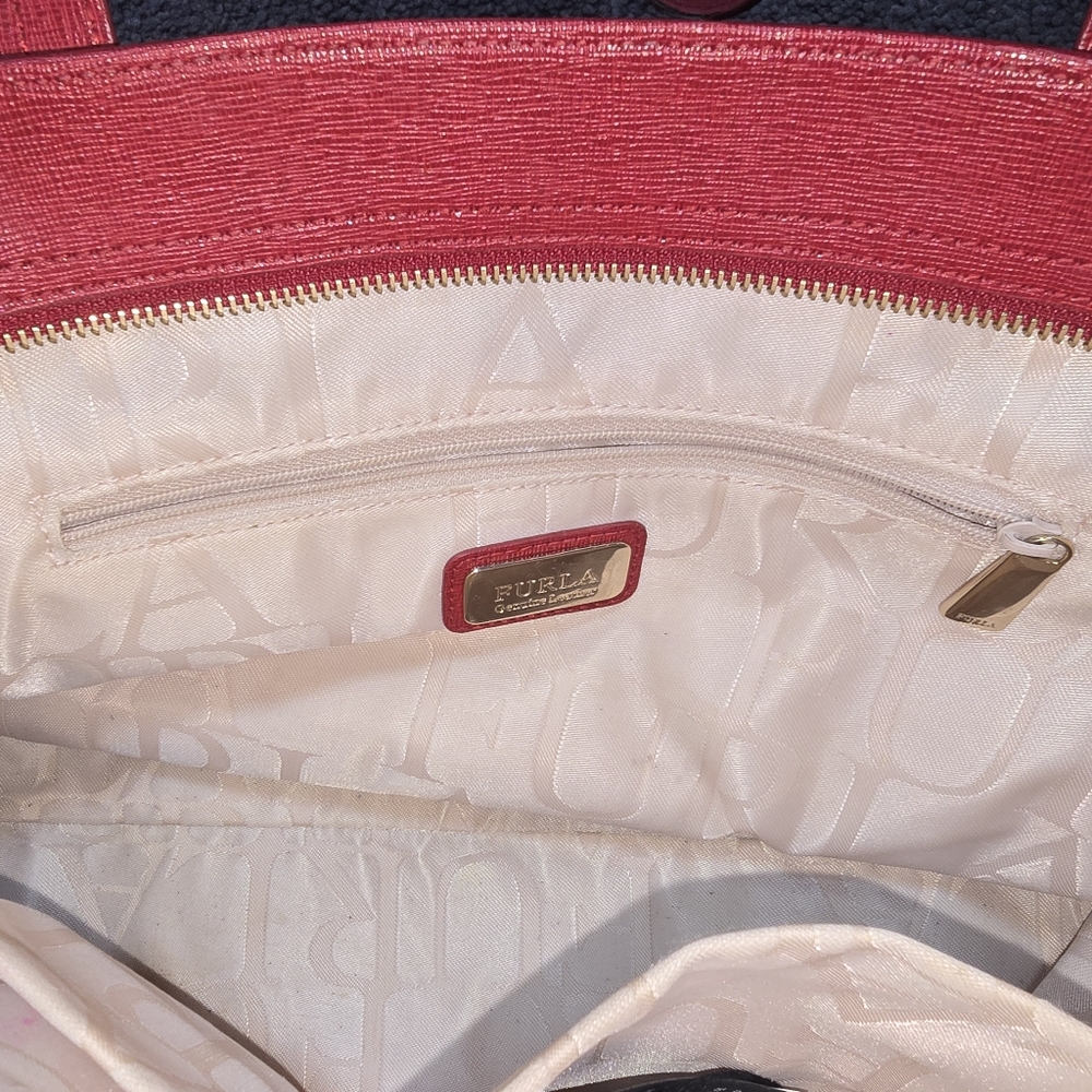 Furla Red leather Tote handbag - Picture 3 of 4